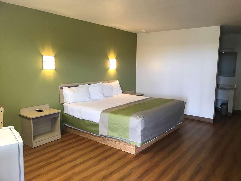 Travelodge By Wyndham Wall Room photo