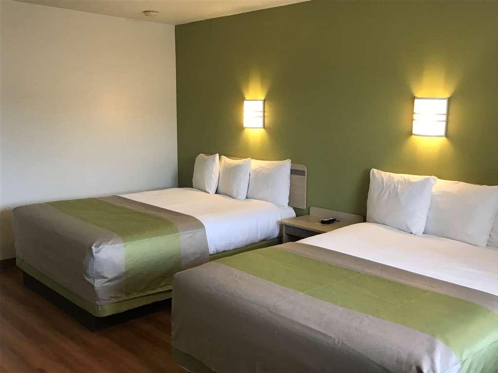 Travelodge By Wyndham Wall Room photo