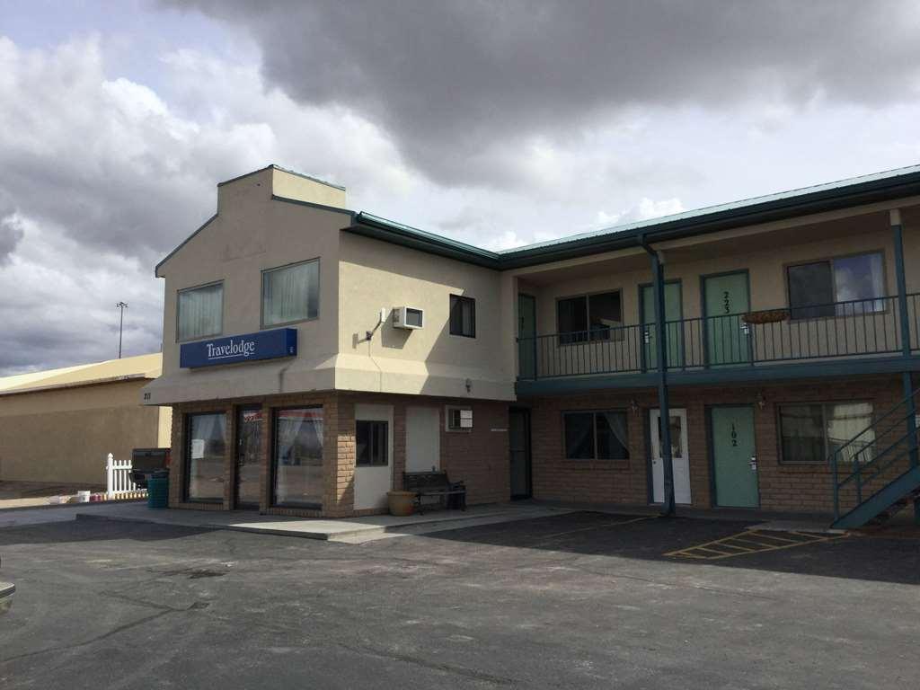 Travelodge By Wyndham Wall Exterior photo