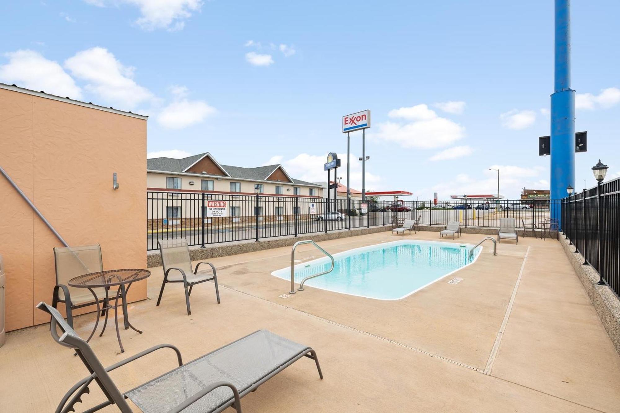 Travelodge By Wyndham Wall Exterior photo